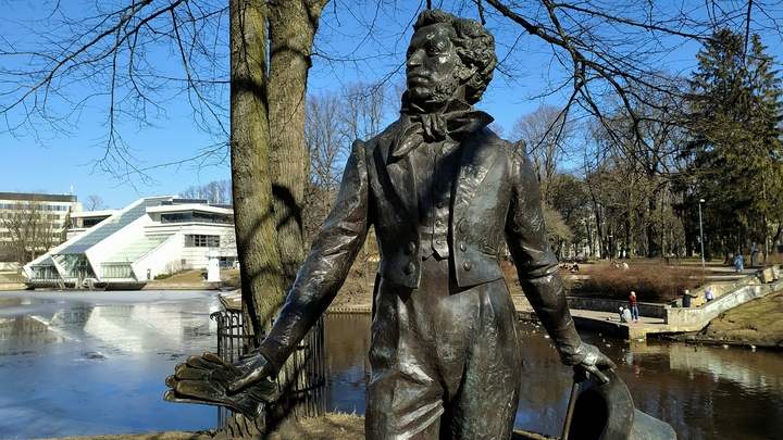 В Перми снесли скульптурную композицию, посвященную Пушкину