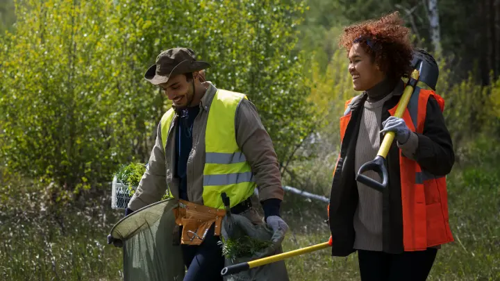 В Россию едут дворники из Африки: в какие регионы и за какую зарплату