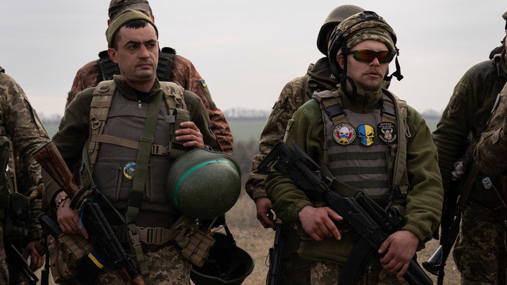 Украинские военные угнали катер и машину у жителя Херсона