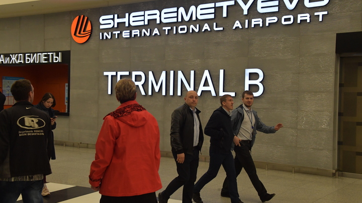 Врач рассказал, с какими болезнями рискованно летать на самолетах