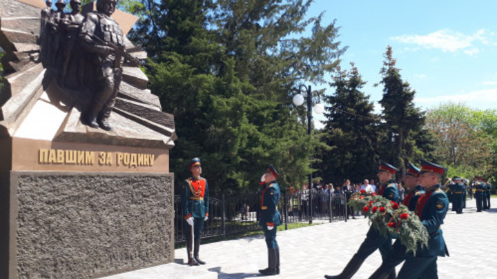 В Ростовской области открыли памятник землякам, погибшим в зоне специальной военной операции