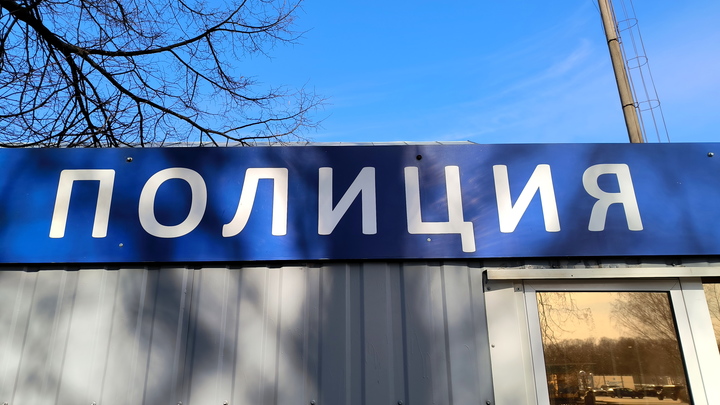 Житель Апшеронского района хранил у себя дома семь банок с порохом