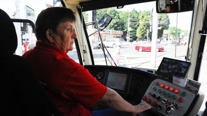 Трамваи снова поехали после аварийного отключения контактной сети в Краснодаре