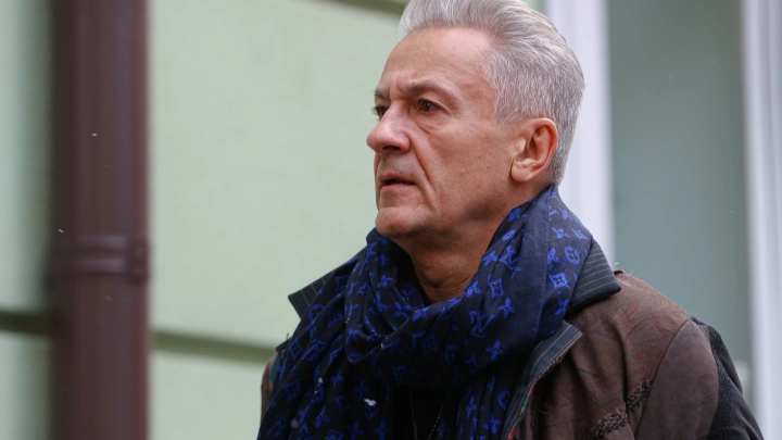 Все говорят о Хазанове, но забывают об Олеге Меньшикове: Скандал не менее занятный