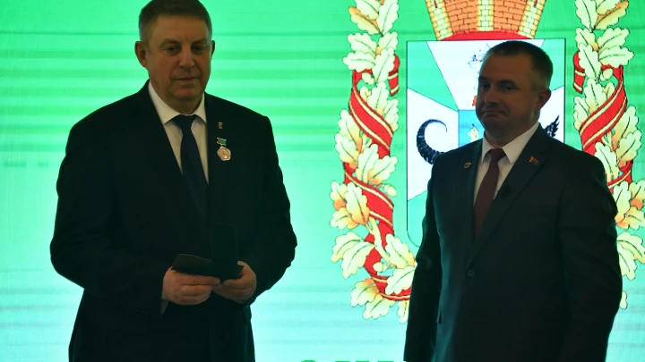 Богомаз опроверг фейк о перекрытии дорог из-за поиска ДРГ в Брянской области