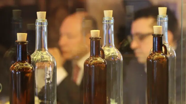 Министры Эстонии и Латвии поддержали слова Каллас об алкогольной «терапии»