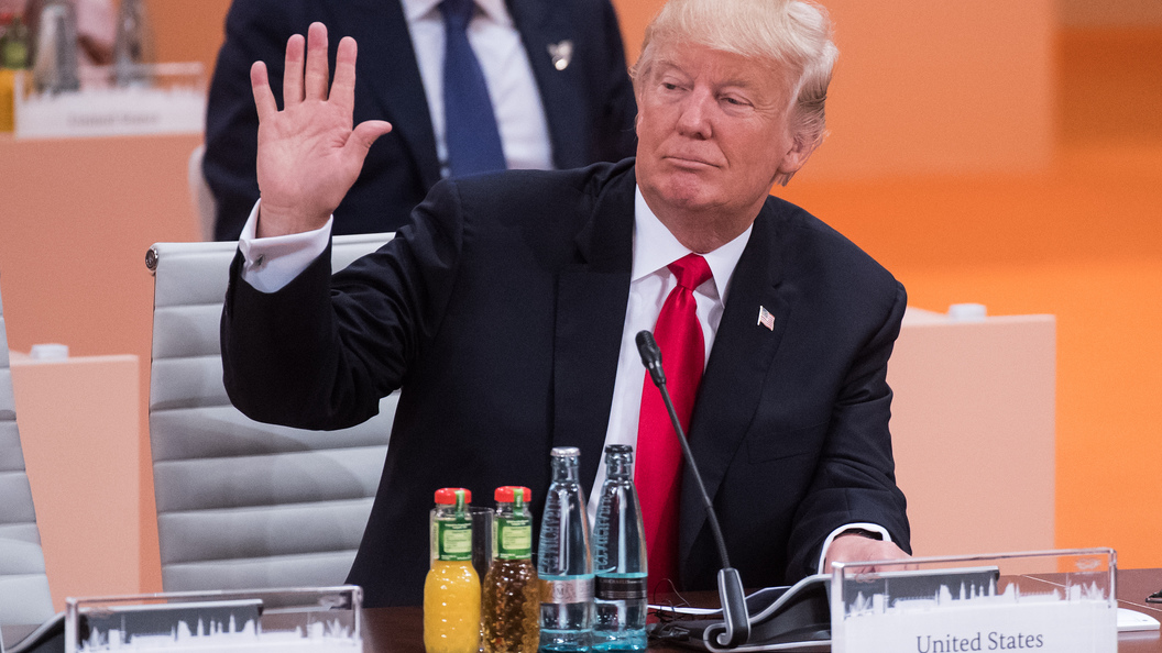 Трамп разоблачил незаконные действия экс-главы ФБР Коми Трамп разоблачил незаконные действия экс-главы ФБР Коми