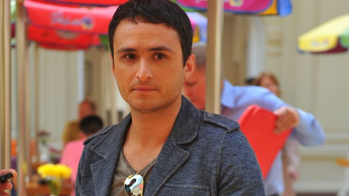 Уехавший из страны комик пожаловался на кредиты в России: Мои руки связаны