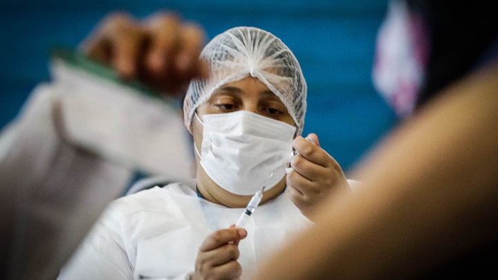 В Индии лишаются зрения: Профессор указал на главную пакость нового штамма COVID