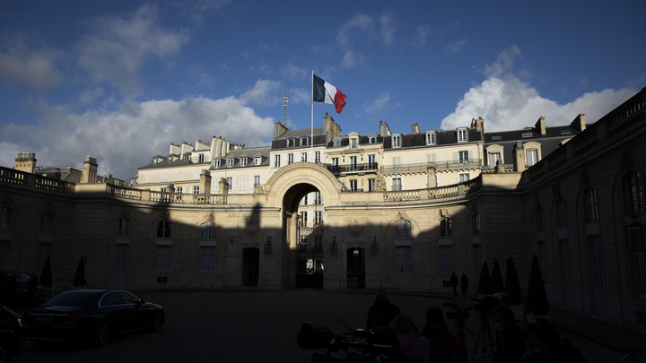 Новыми русофобскими санкциями грозит Париж: Эксперт обнулил выпад одной фразой