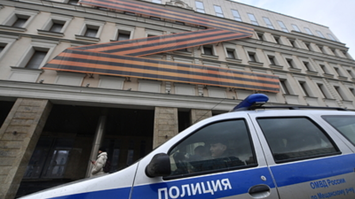 В центре Новосибирска замечено скопление техники и силовиков