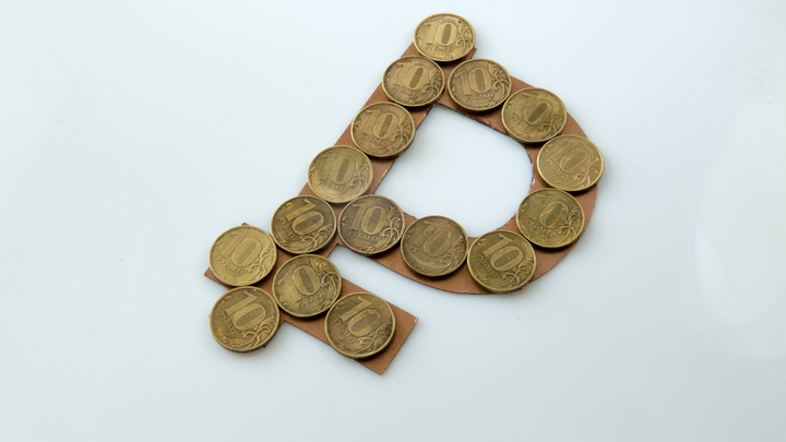 Россия стала тратить на треть больше: Минфин заявил о дефиците бюджета