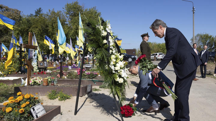 О чём смолчал Блинкен? Киев применил против США циничный приём