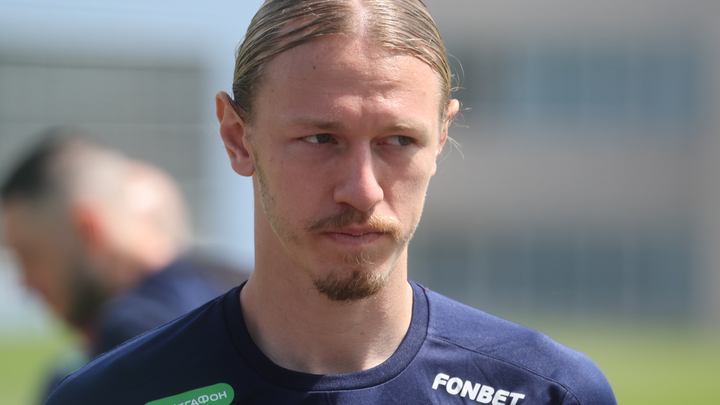 Переход в ПСЖ под угрозой срыва. Вратарю ФК Краснодар запретили выезд из России из-за долгов по алиментам в 60 млн рублей