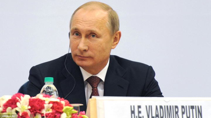 Путин поручил Володину подумать с депутатами над присягой для гражданина России