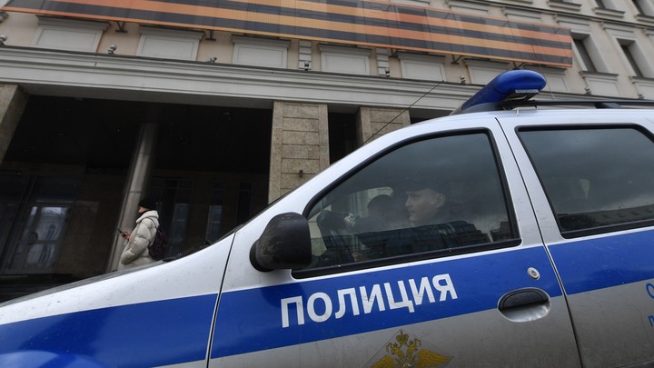 В Новосибирске полиция поймала пьяного прохожего, который избил незнакомца