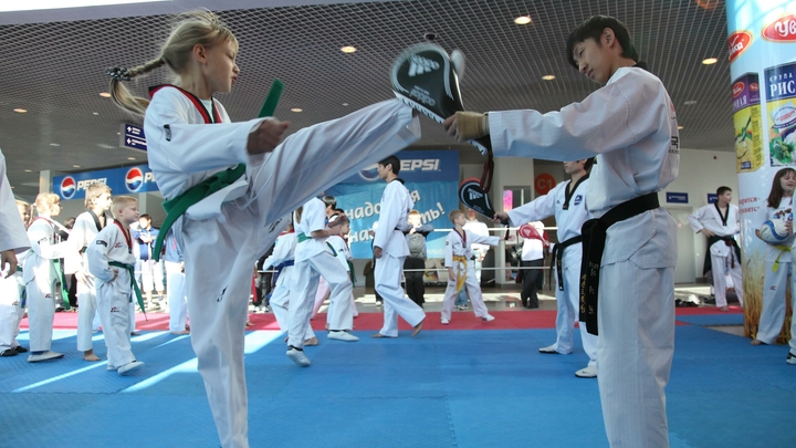 В Приморье тренер по тхэквондо домогался своих воспитанниц