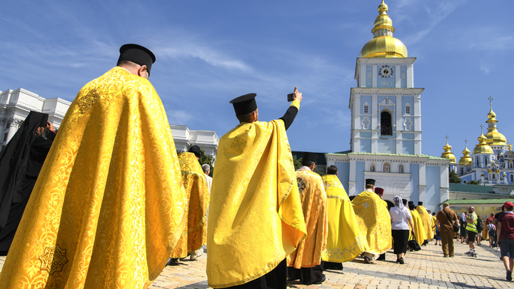 Украинские раскольники провалили сход. Голованов подтвердил одним кадром