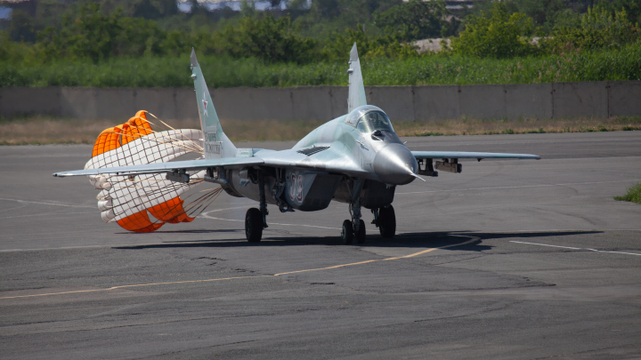 The War Zone показал на фото секретный бомбардировщик B-21 Raider
