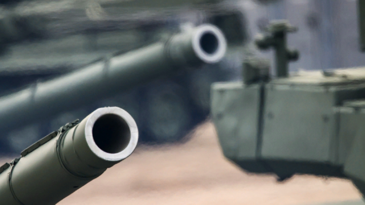 Снарядный голод довёл ВСУ до крайности: В расход идут оставшиеся от России боеприпасы