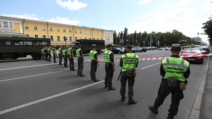 В Киеве взорвали офис партии: В приёмную бросили гранату
