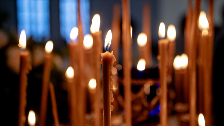 Если приснился умерший: священник рассказал, как надо поступить