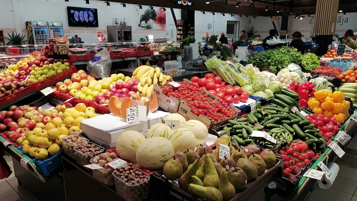 Украинцы пожаловались на подорожание фруктов и овощей