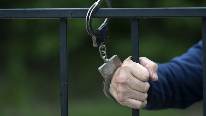 ФСБ задержала жителя Крыма, следившего за транзитом военных грузов для СБУ