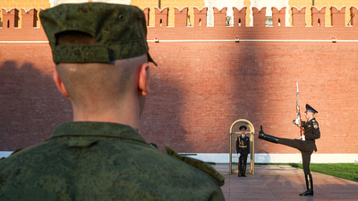 В ЛНР в братской могиле похоронили 20 неизвестных русских солдат