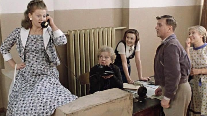 Присмотритесь ещё раз: Киноляп в фильме Москва слезам не верит нашли спустя десятилетия