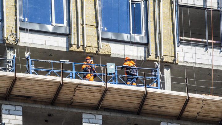 Мигранты убегали через поля: Жительница Новой Москвы заявила после резонансной драки о беспределе