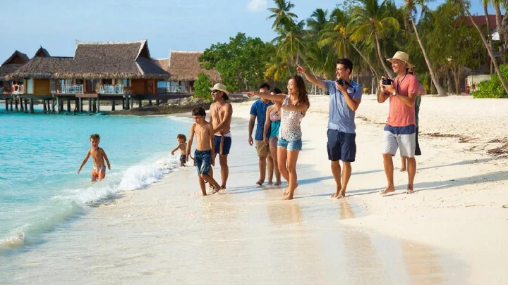 В Таиланде мужчины попросили туристку показать им кошелек и скрылись с деньгами