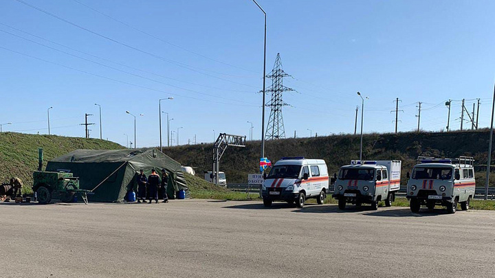 Очередь на Керченскую переправу продолжает расти