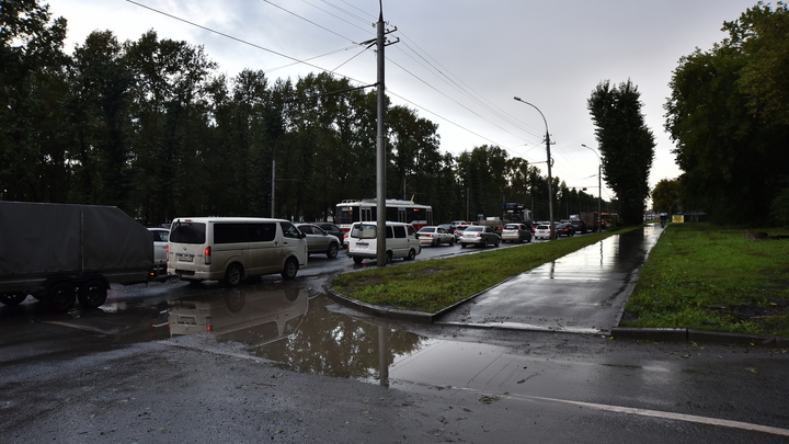 Проблемы новосибирских ливнёвок на сложных участках решат при поддержке областного бюджета