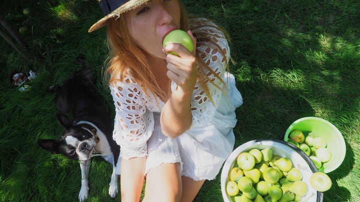 Врач назвала продукты для снижения чувства голода и избавления от жира на животе