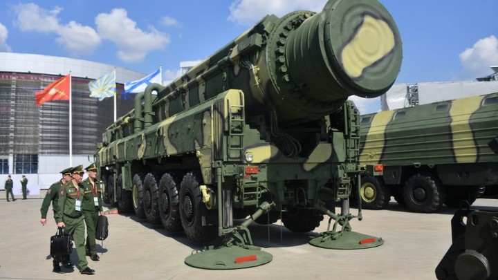 Западу стоит отступить: Китай припугнул невероятным оружием России