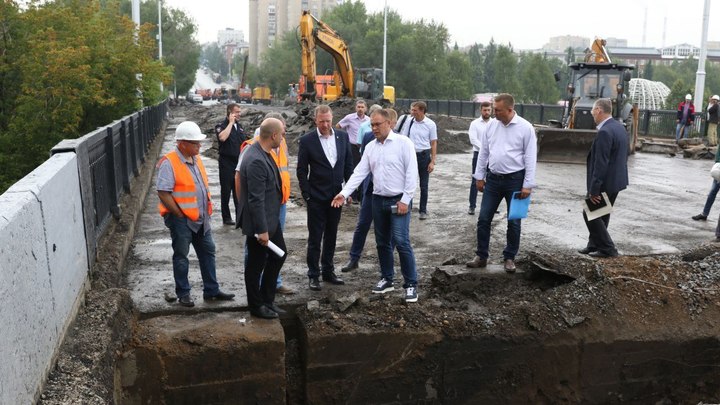 Мэр Кемерова рассказал о ремонте Красноармейского моста и показал фото