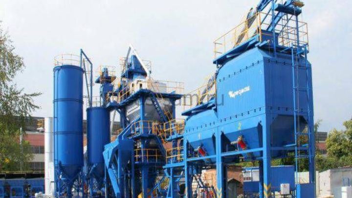 В Запорожской области запустили три мобильных асфальтобетонных завода