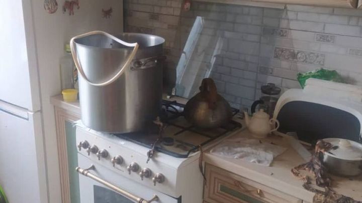 В Ростове взорвавшийся самогонный аппарат изувечил владельца