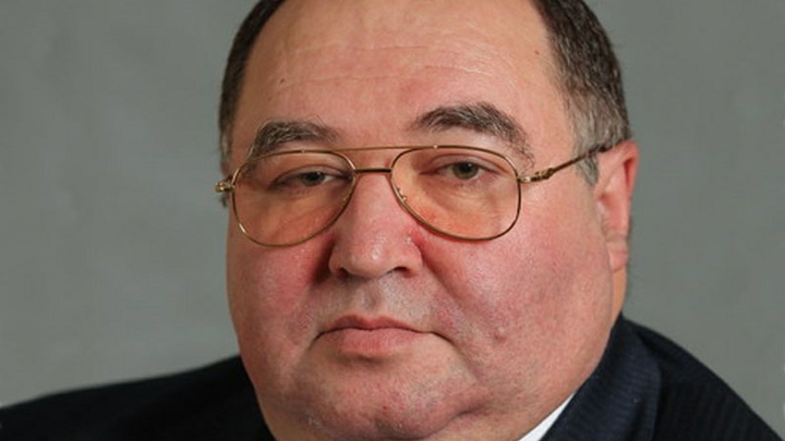 Экс-сенатора Шпигеля вывезли из СИЗО: Источник назвал причину