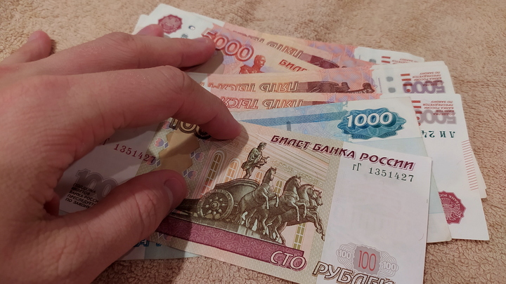 Москва помогла оформить федеральные выплаты 30 тысячам жителей новых регионов и Украины