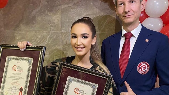 Из Санкт-Петербурга с любовью: Ольга Бузова набрала 22 миллиона подписчиков в Instagram