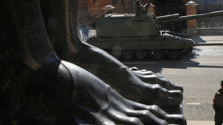 На грани шантажа. Власти Петербурга выдвинули ультиматум по вакцинации пенсионеров