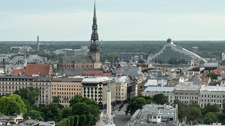 Латвия устала от беженцев с Украины: Глава МВД рассказал о накопившихся проблемах