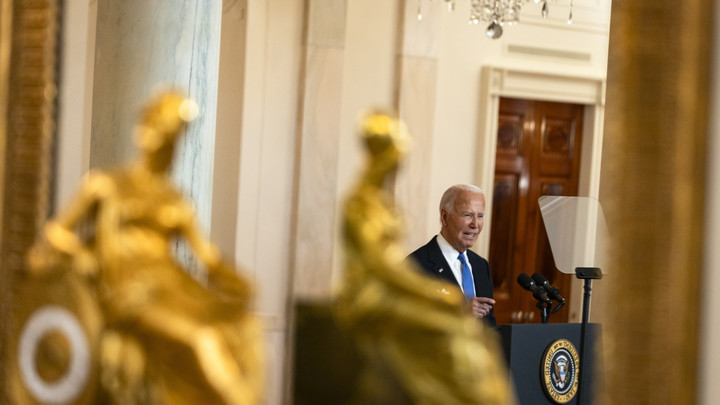 Ради будущего нашей страны: Спонсоры демократов призвали Байдена уйти