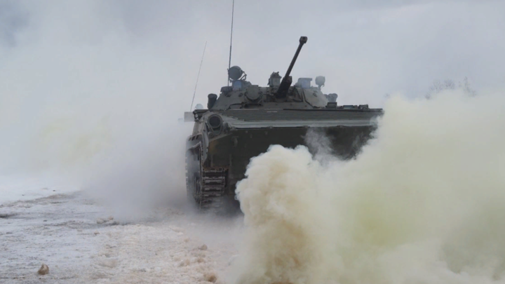 Байден готов отдать Киеву 10 танков Abrams. Есть одно но: Они непригодны для работы зимой