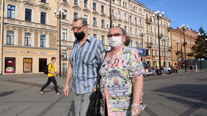 Пенсия в 100 тысяч рублей - реальность: Эксперты назвали два способа