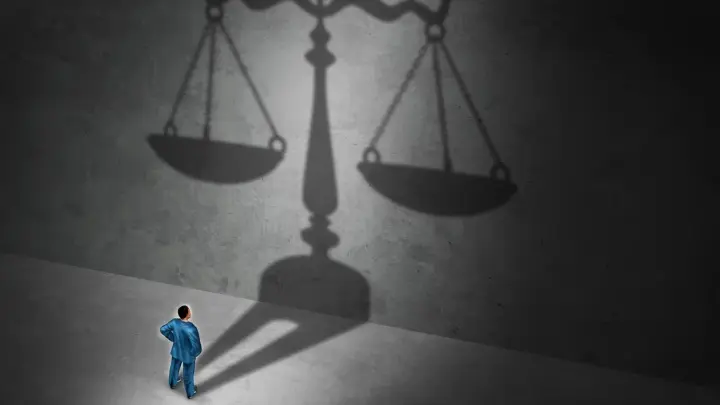 Недвижка на 241 млн и особый секрет семьи: У генерала Кузнецова конфискуют имущество на полмиллиарда