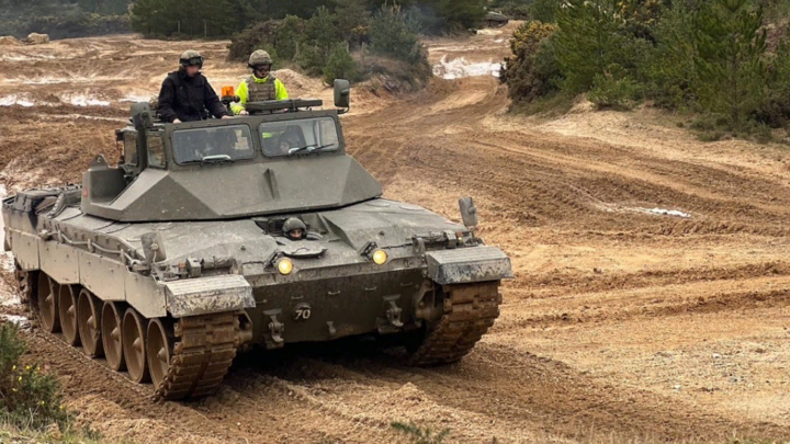 К контрнаступлению ВСУ почти всё готово: На Украину прибыли танки Challenger