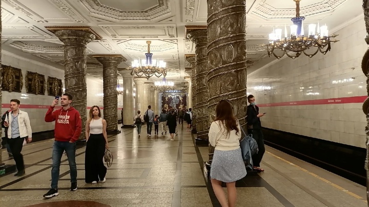 Стало известно, как будет работать метро в Петербурге в ночь после матча «Бельгия — Россия»